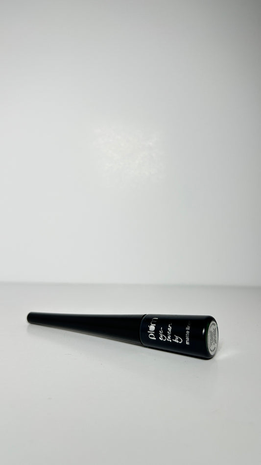Eye-Swear-By Matte Liner | Water-Proof | Quick Drying | 01 Black | 3 ml (green)