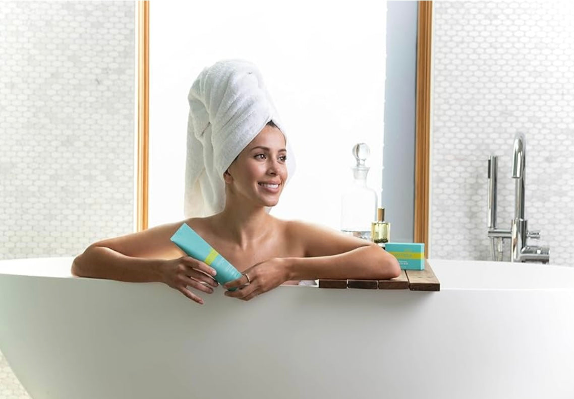 dōTERRA® spa Hand & Body Lotion | Ideal for both hands and body, this lotion pairs perfectly with essential oils, allowing you to create a personalized aromatic experience from head to toe